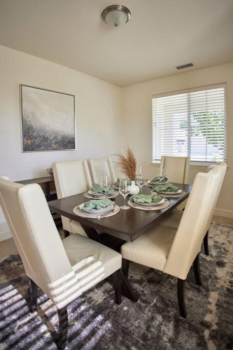 New Upscale House, Tahoe 30-Min W/ Cal King Reno Exteriér fotografie