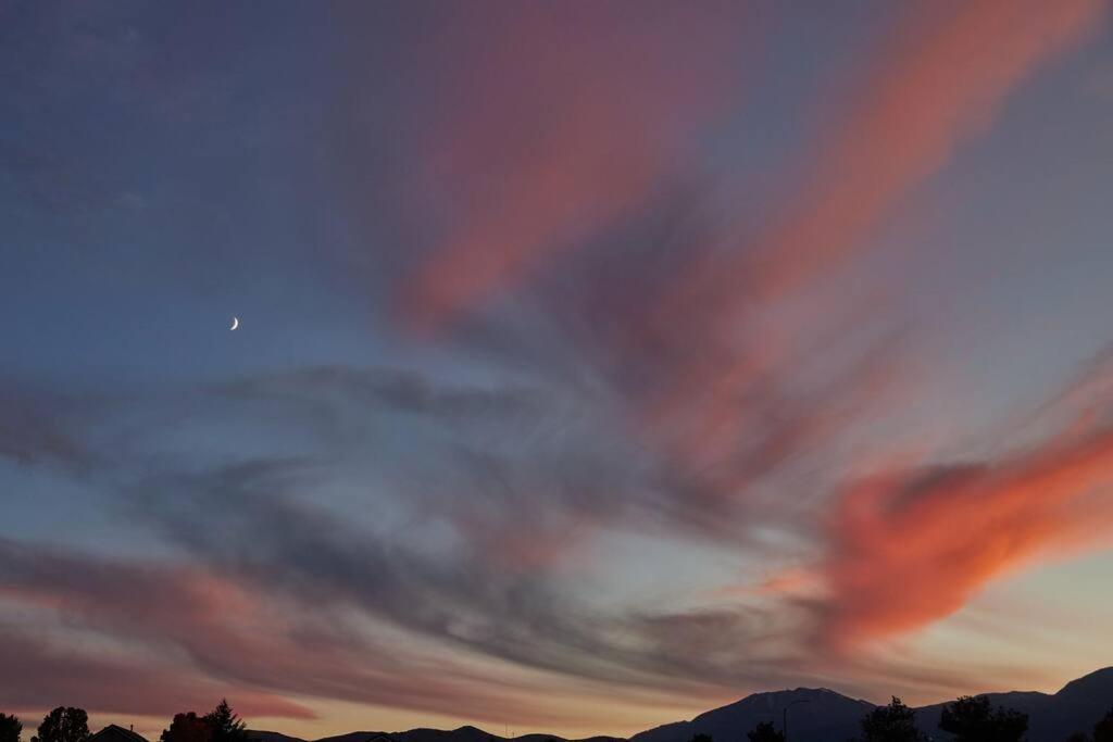 New Upscale House, Tahoe 30-Min W/ Cal King Reno Exteriér fotografie