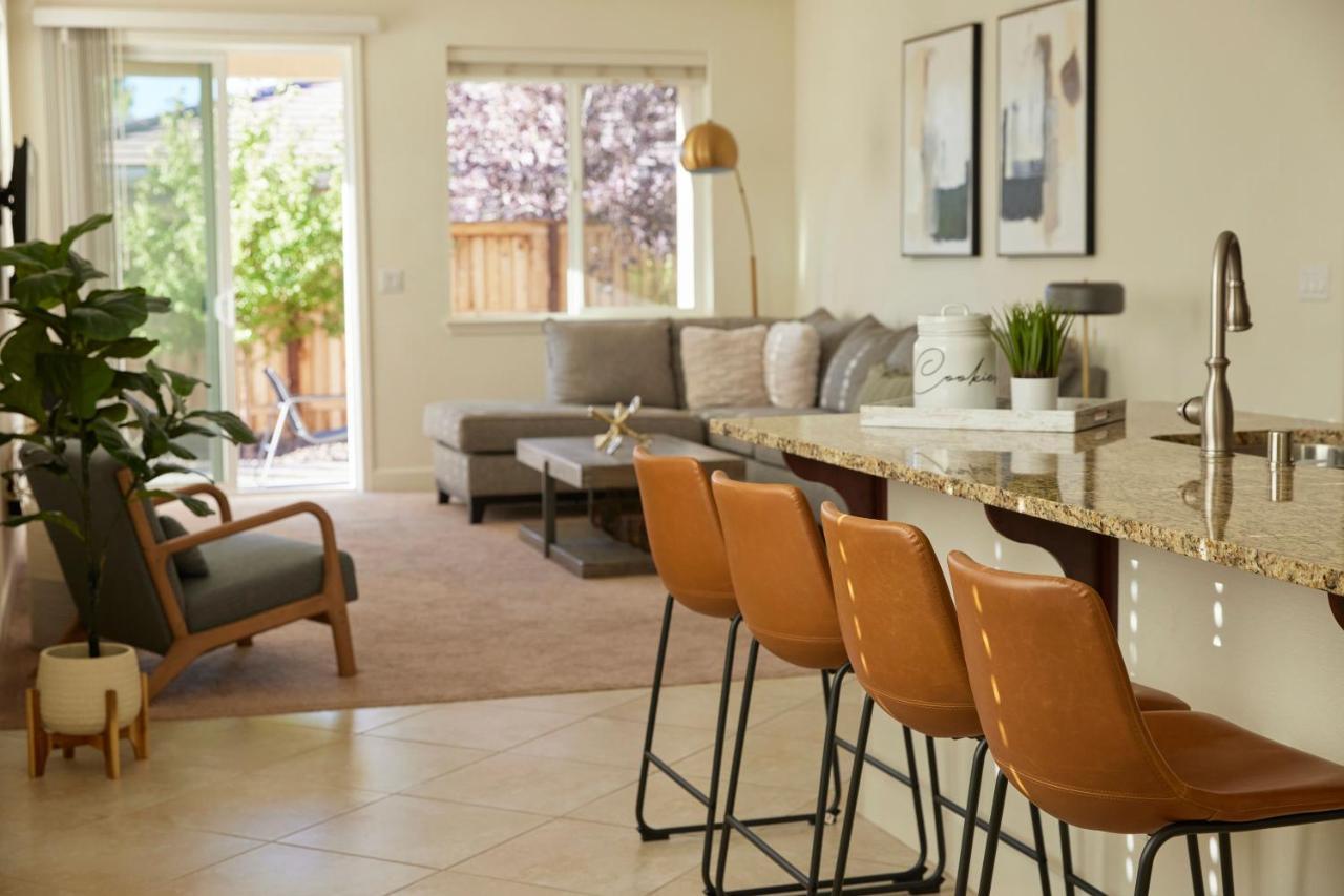 New Upscale House, Tahoe 30-Min W/ Cal King Reno Exteriér fotografie