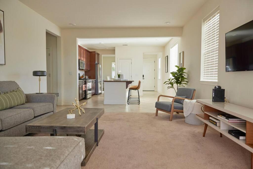 New Upscale House, Tahoe 30-Min W/ Cal King Reno Exteriér fotografie